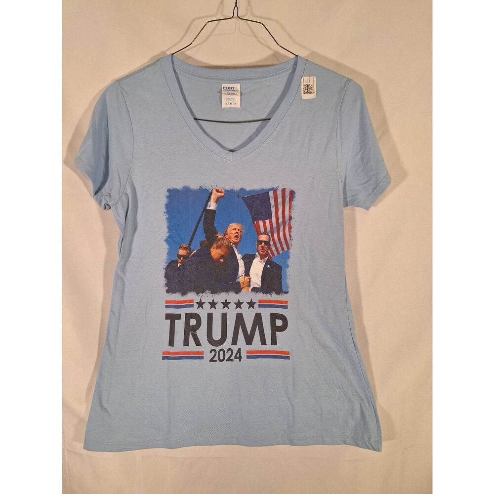 Trump‎ MAGA 2024 Ladies V-Neck Light Blue Tee Size Small NEW